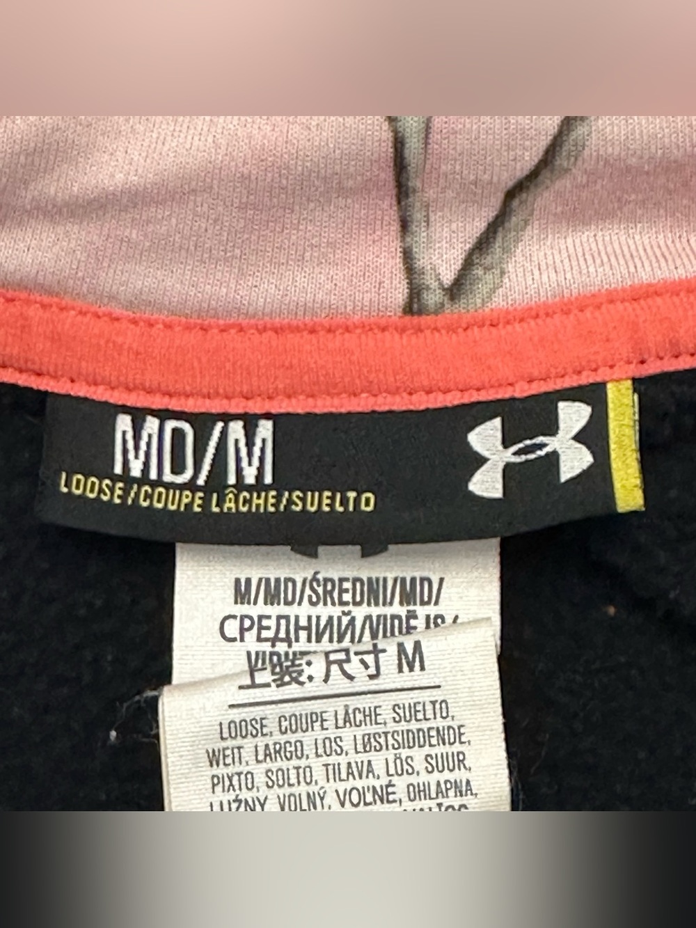 Under Armour Black Hoodie with Pink RealTree Logo and Trim Kangaroo Pocket Sz M - Picture 6 of 12